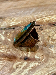 Copper Plated Hammered Brass Ring with Dried Flowers in Resin | 70’s Boho Nature Jewelry