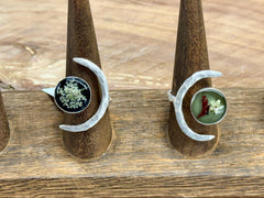 70s inspired Dried Flower Ring - boho - hippie - Statement Ring - Crescent Moon Celestial - Adjustable