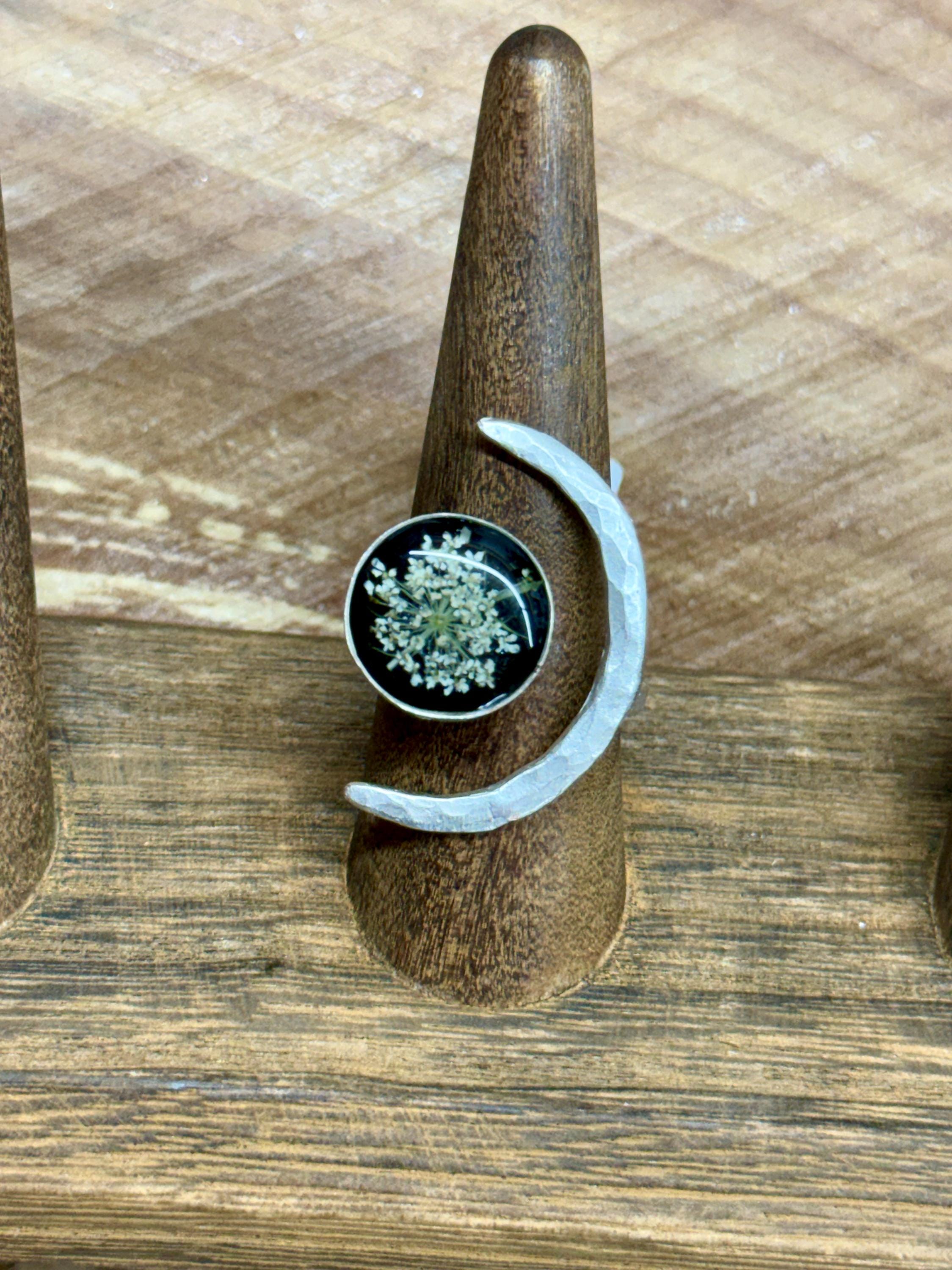 70s inspired Dried Flower Ring - boho - hippie - Statement Ring - Crescent Moon Celestial - Adjustable