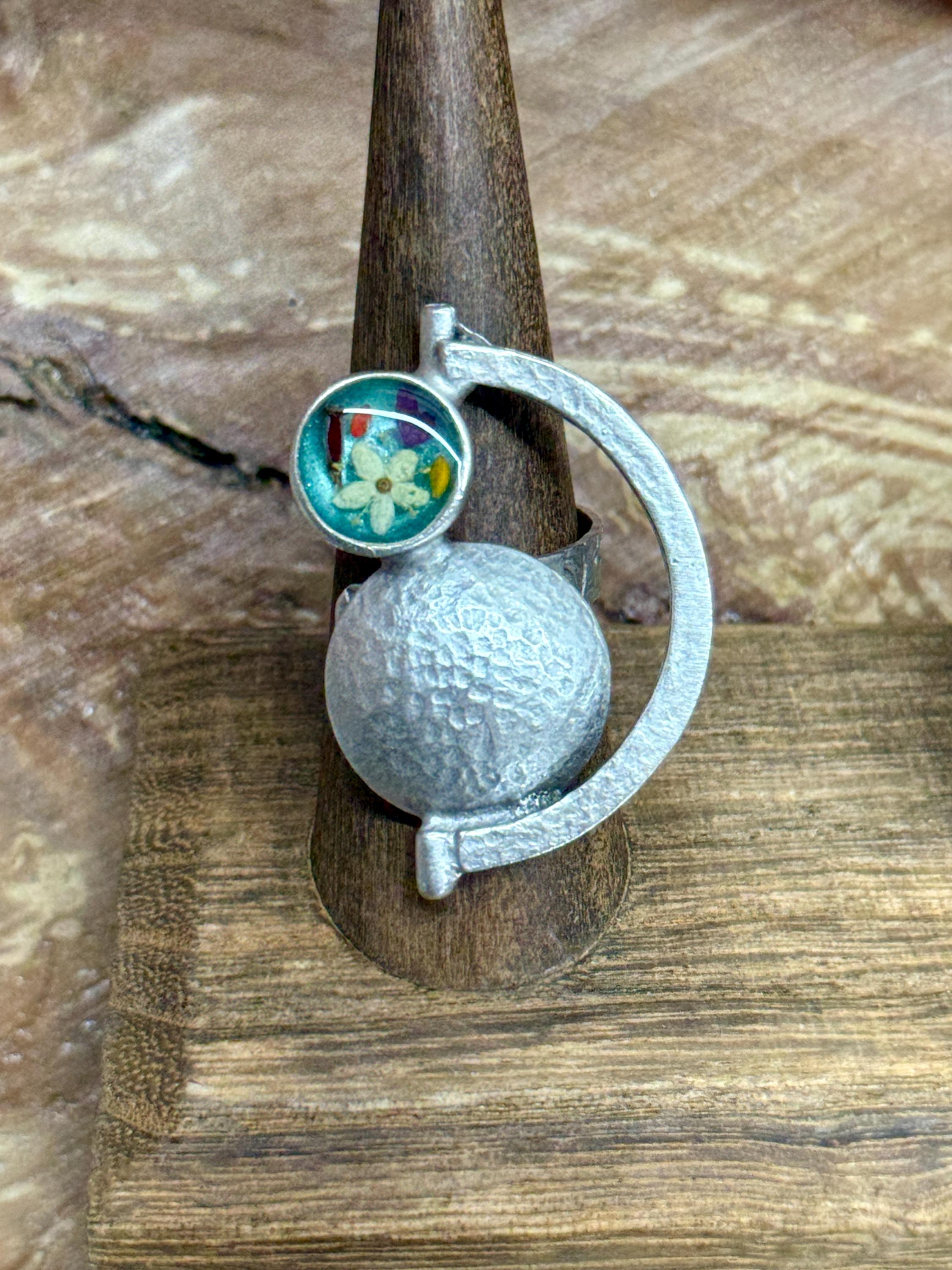 Celestial Botanical Statement Ring  Real Flower Resin Ring, Moon Phase Inspired Silver Ring, One of a Kind Nature Jewelry - Adjustable