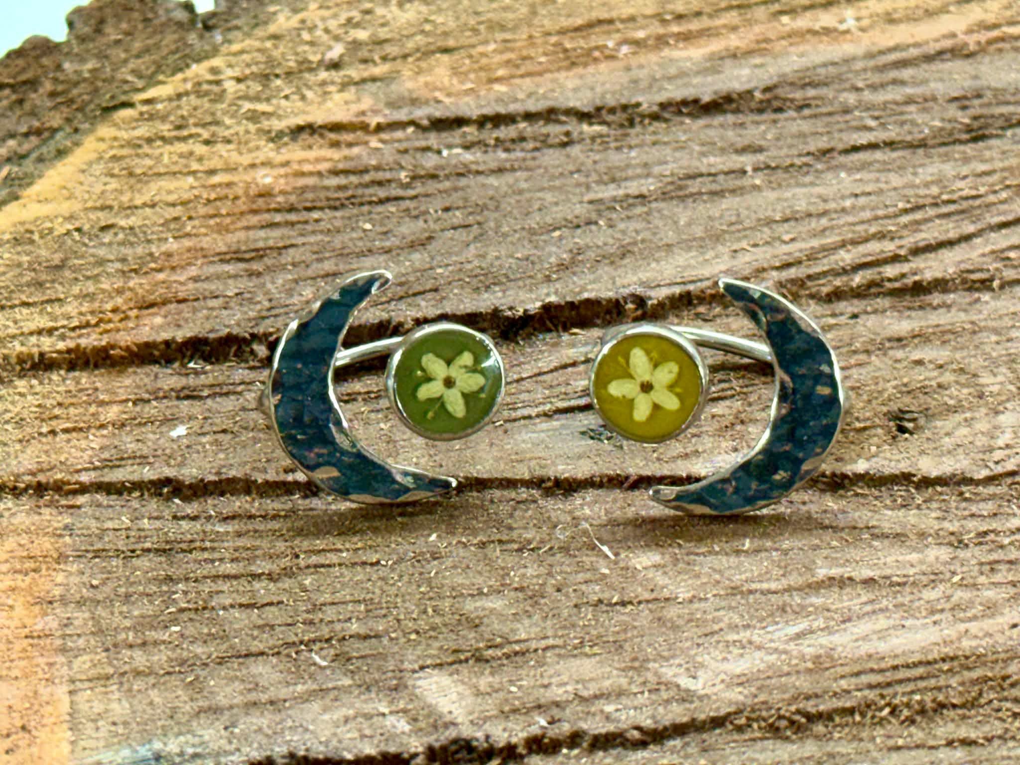 Crescent Moon & Wildflower Adjustable Ring  Real Flower Jewelry, Nature Lover Gift, Boho Botanical Ring