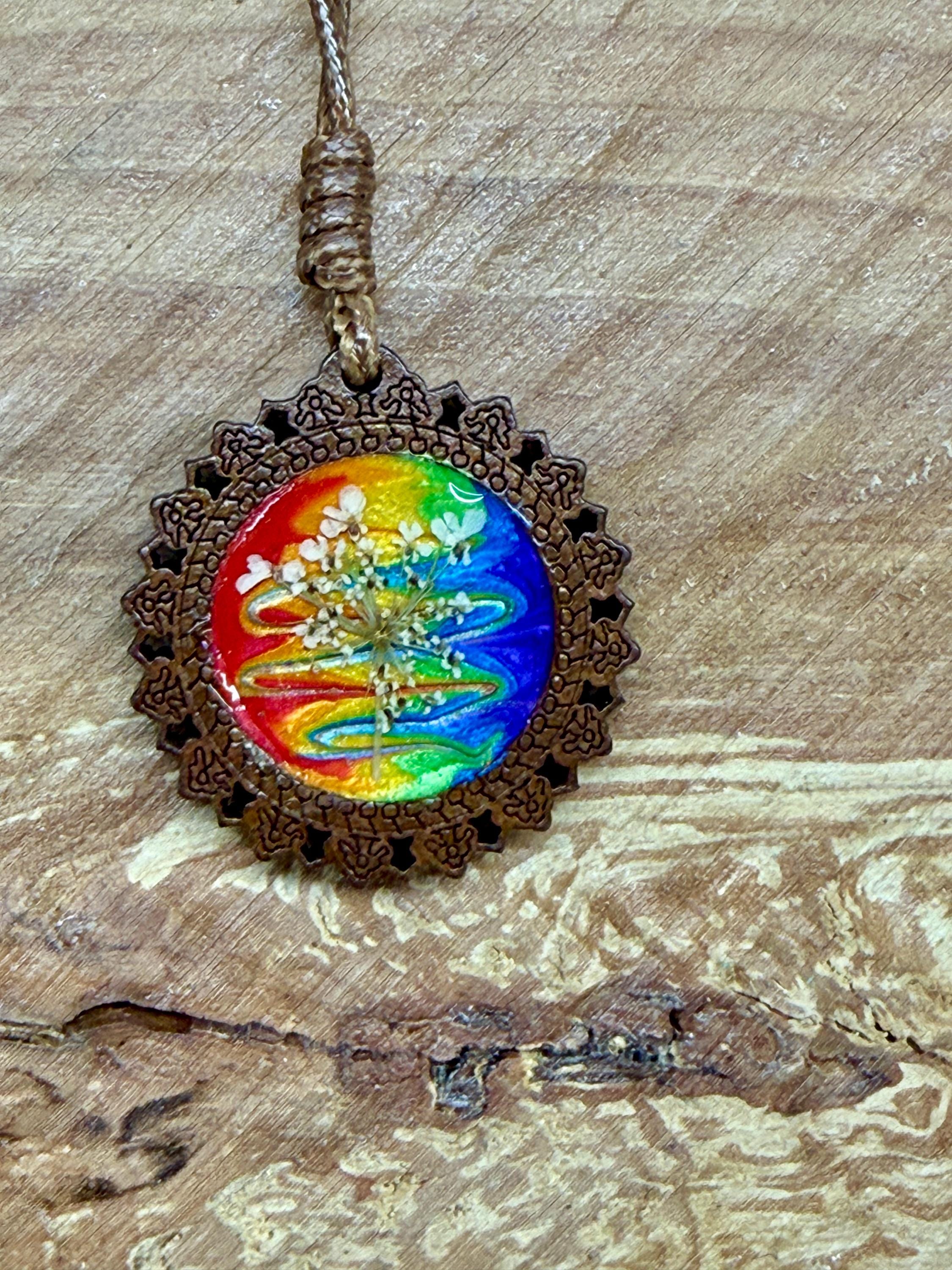 Gender Neutral Botanical Mandala Resin Necklace  Real Wildflower  Nature-Inspired Resin Pendant, Boho Earthy Jewelry