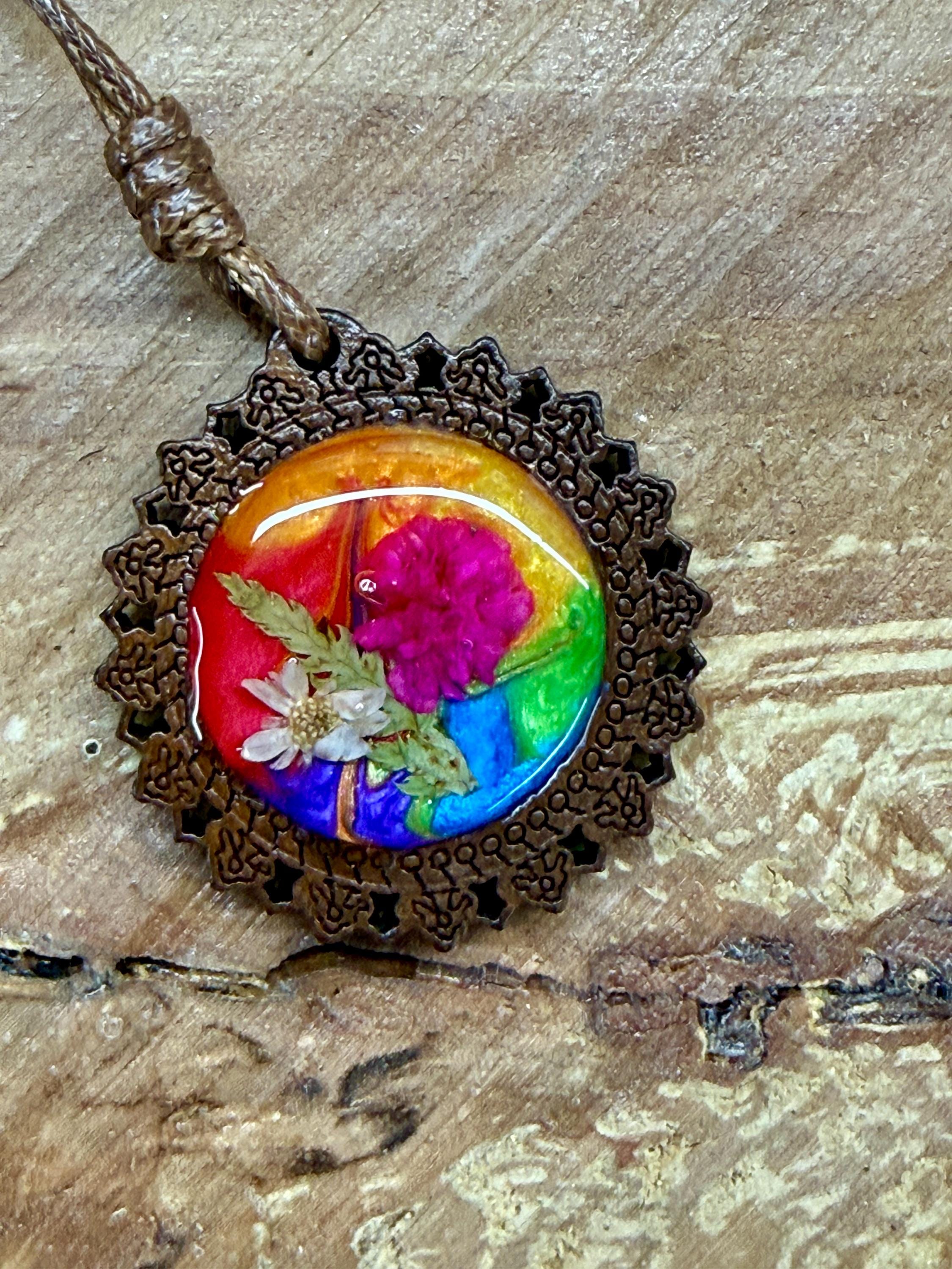 Gender Neutral Botanical Mandala Resin Necklace  Real Wildflower  Nature-Inspired Resin Pendant, Boho Earthy Jewelry